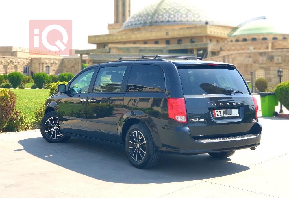 https://cdn.iqcars.ioe43b2fe1-8251-4225-ad5f-6db6d053d1b5_1.jpg